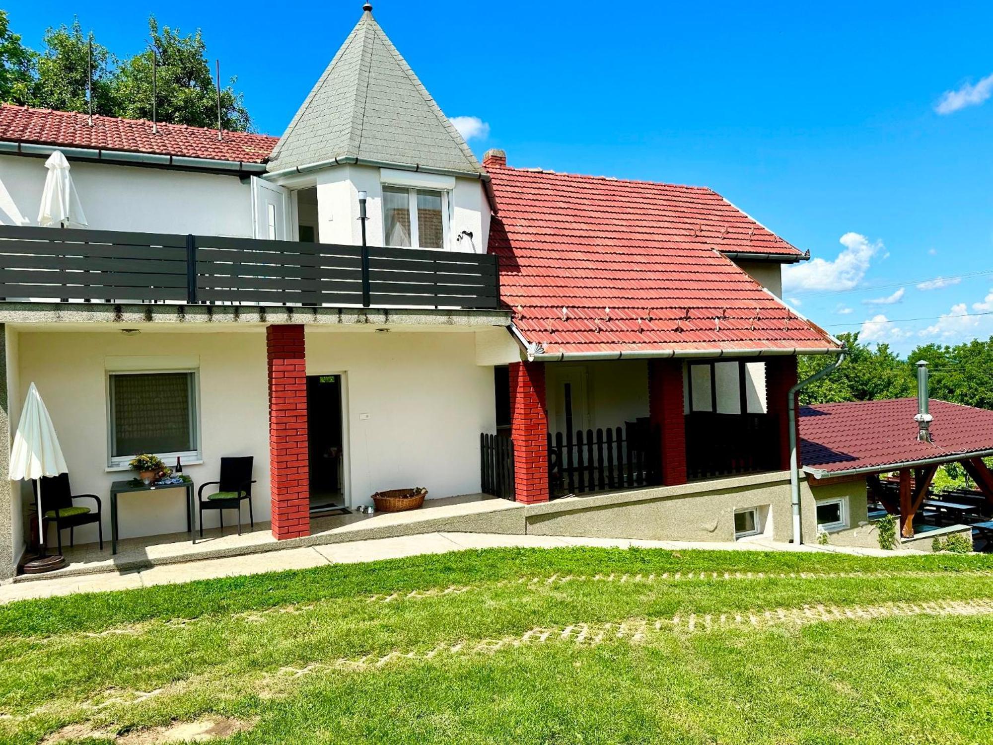 Szent Orban Panzio - Kutyabarat Apartmanok Zalakaros Dış mekan fotoğraf