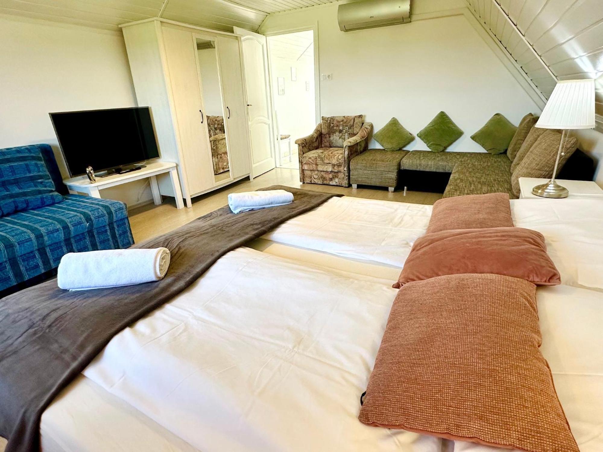 Szent Orban Panzio - Kutyabarat Apartmanok Zalakaros Dış mekan fotoğraf